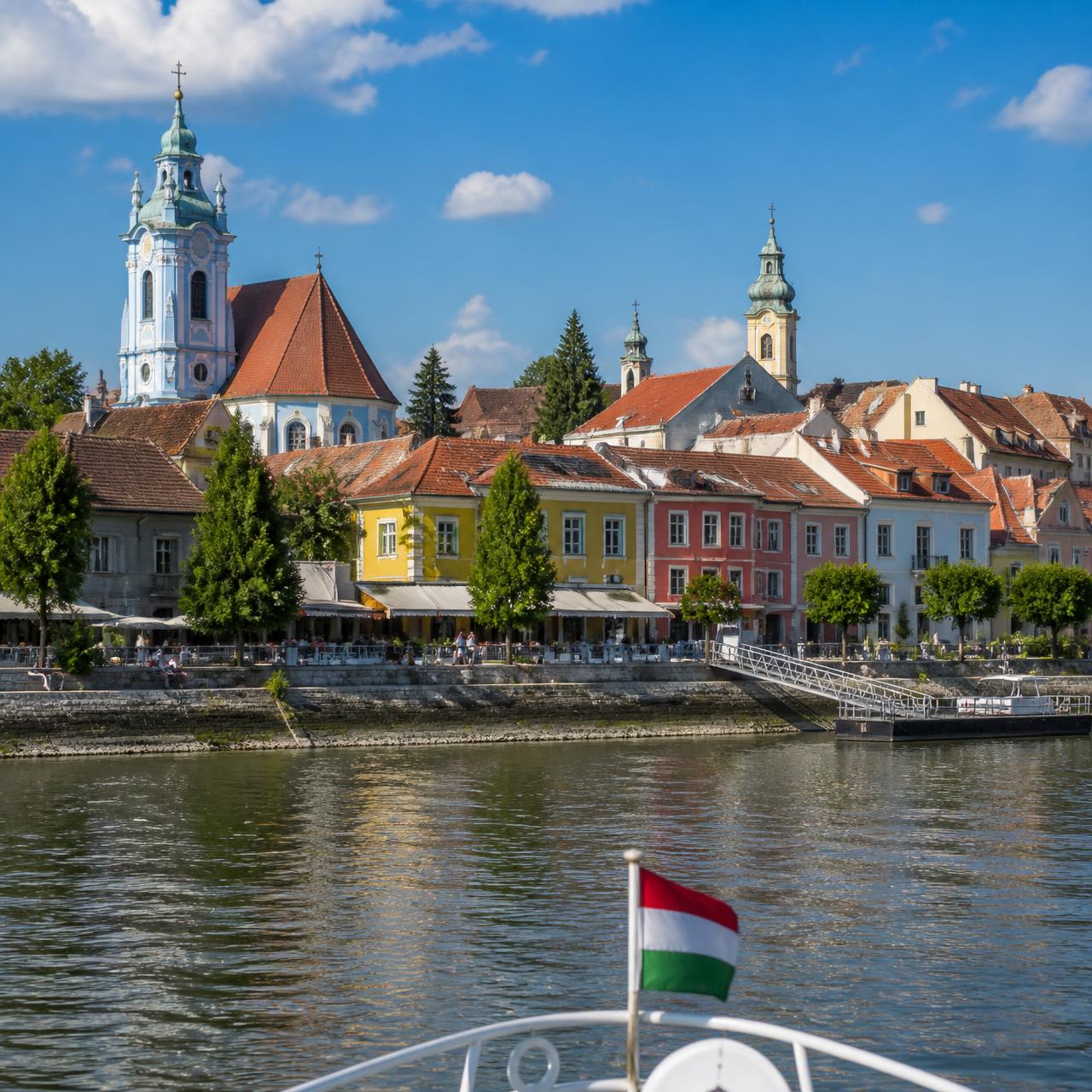 Daytime Hop-On Hop-Off Cruise
